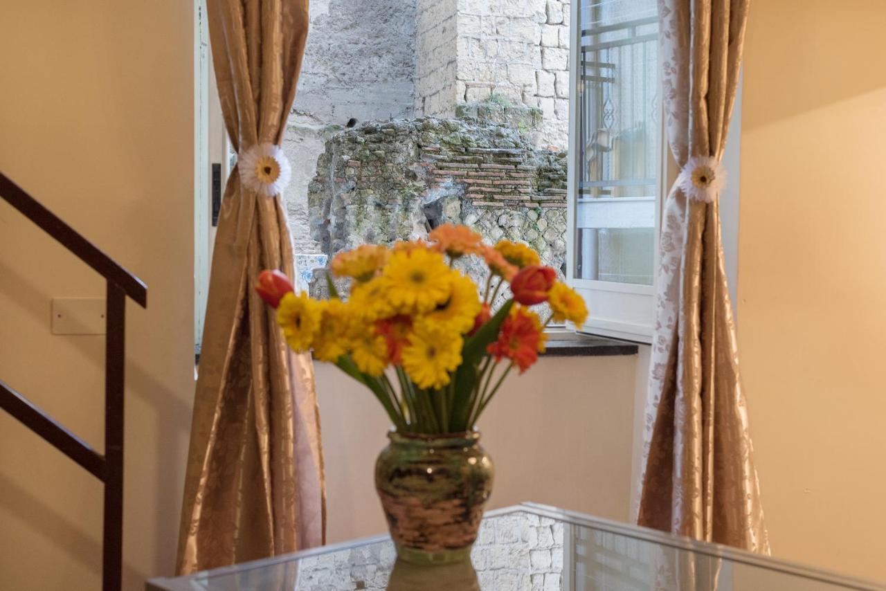 Napoli Centro, A Windows On The Monuments Apartment Bagian luar foto